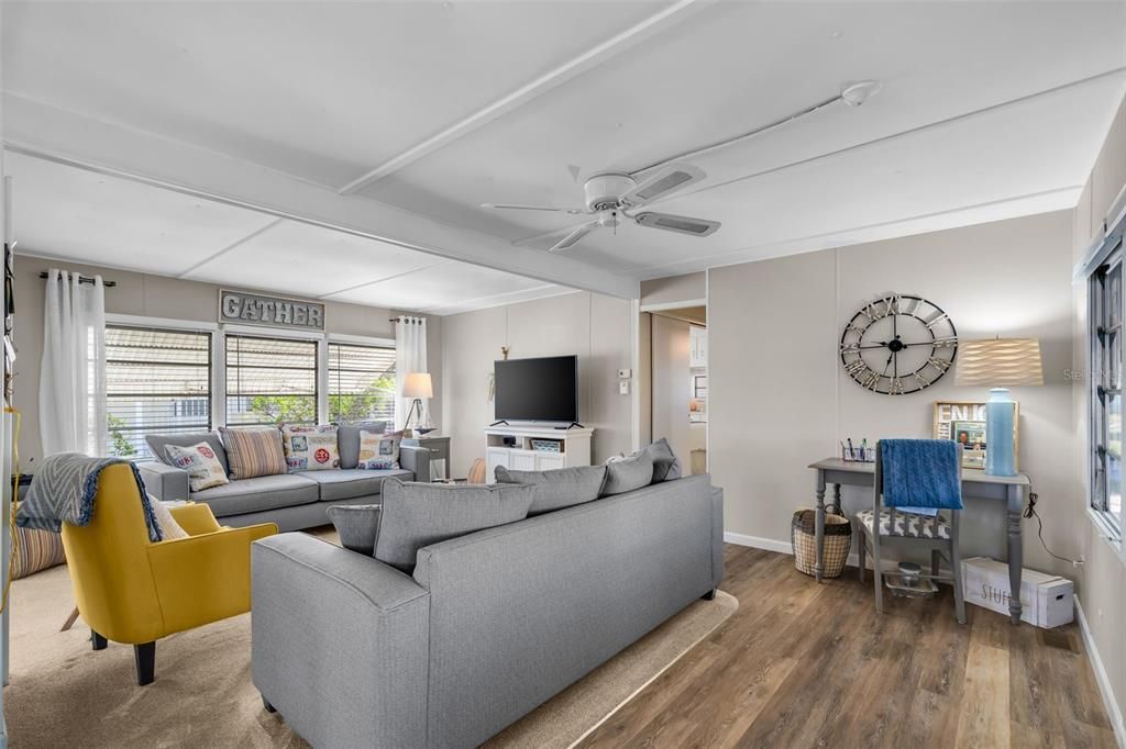 En Venta: $139,900 (2 camas, 1 baños, 893 Pies cuadrados)