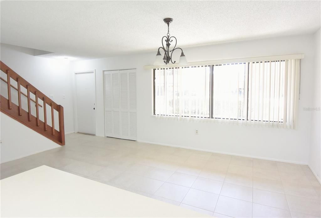 En Renta: $1,950 (3 camas, 2 baños, 1545 Pies cuadrados)