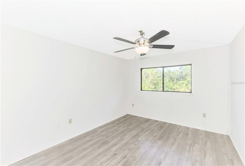 En Renta: $1,950 (3 camas, 2 baños, 1545 Pies cuadrados)