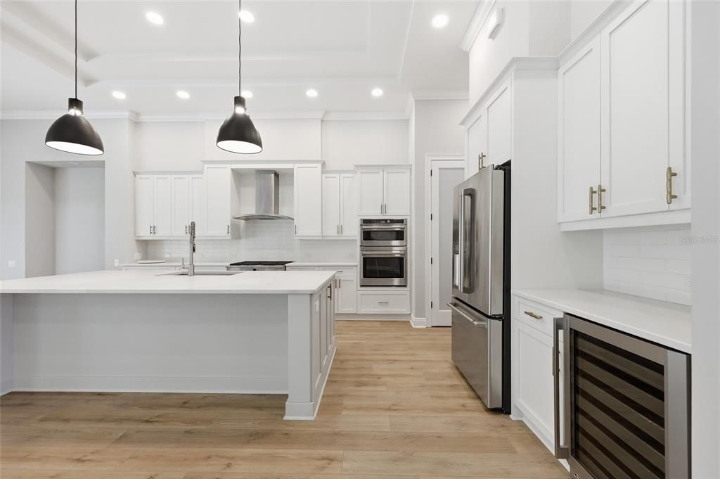 Active With Contract: $960,000 (4 beds, 3 baths, 3124 Square Feet)
