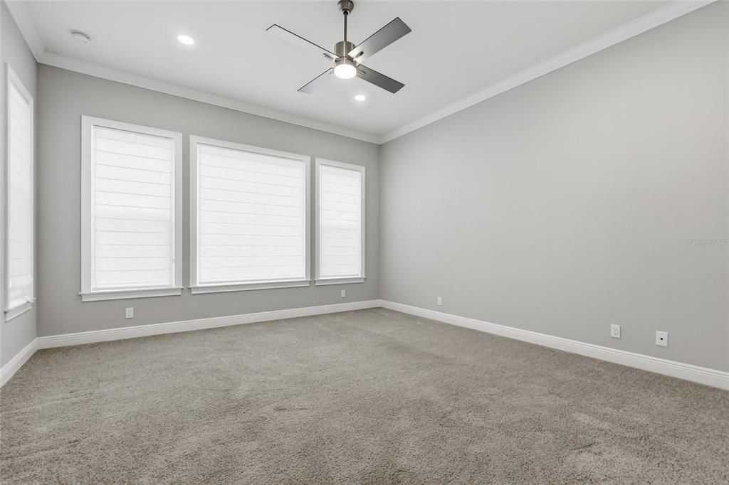 Active With Contract: $960,000 (4 beds, 3 baths, 3124 Square Feet)