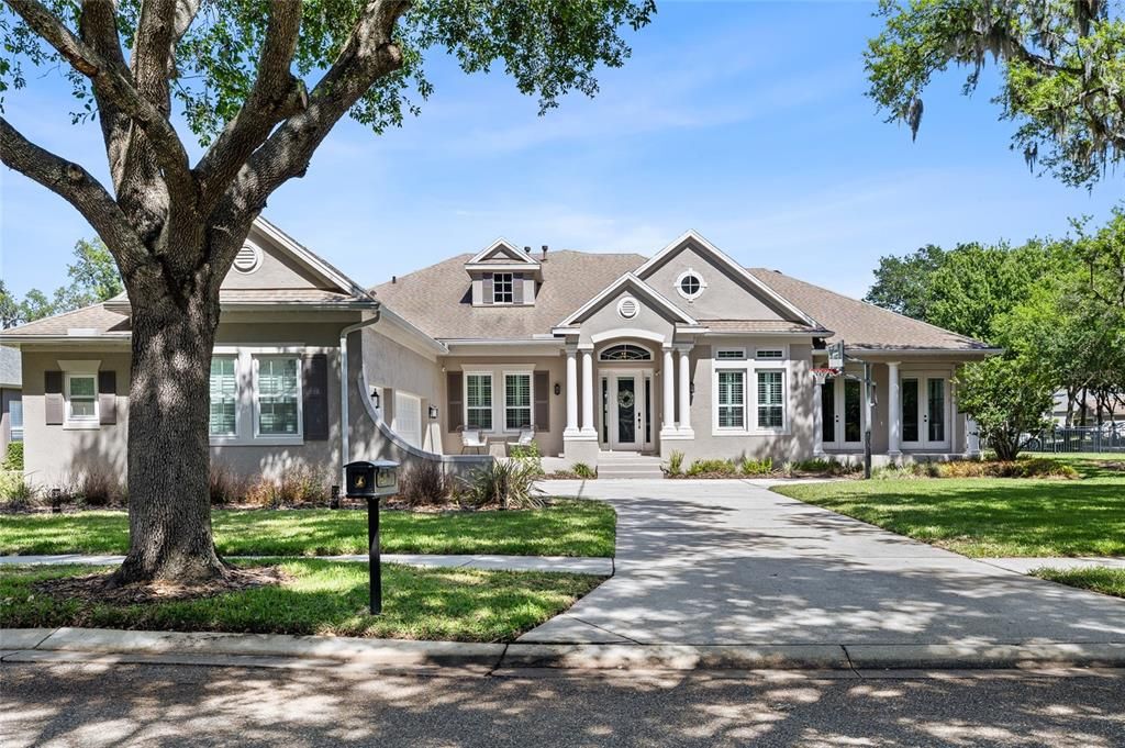 Active With Contract: $1,050,000 (4 beds, 4 baths, 4266 Square Feet)
