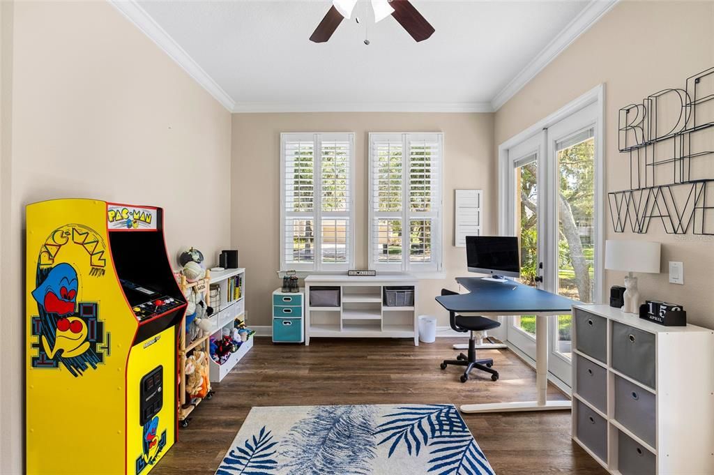 Active With Contract: $1,050,000 (4 beds, 4 baths, 4266 Square Feet)