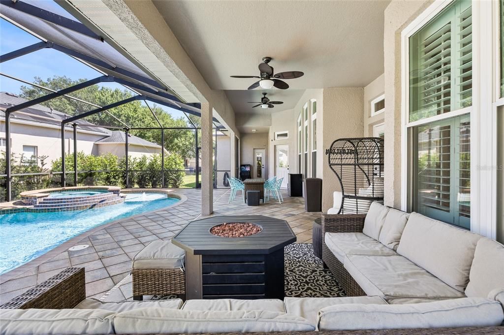 Active With Contract: $1,050,000 (4 beds, 4 baths, 4266 Square Feet)