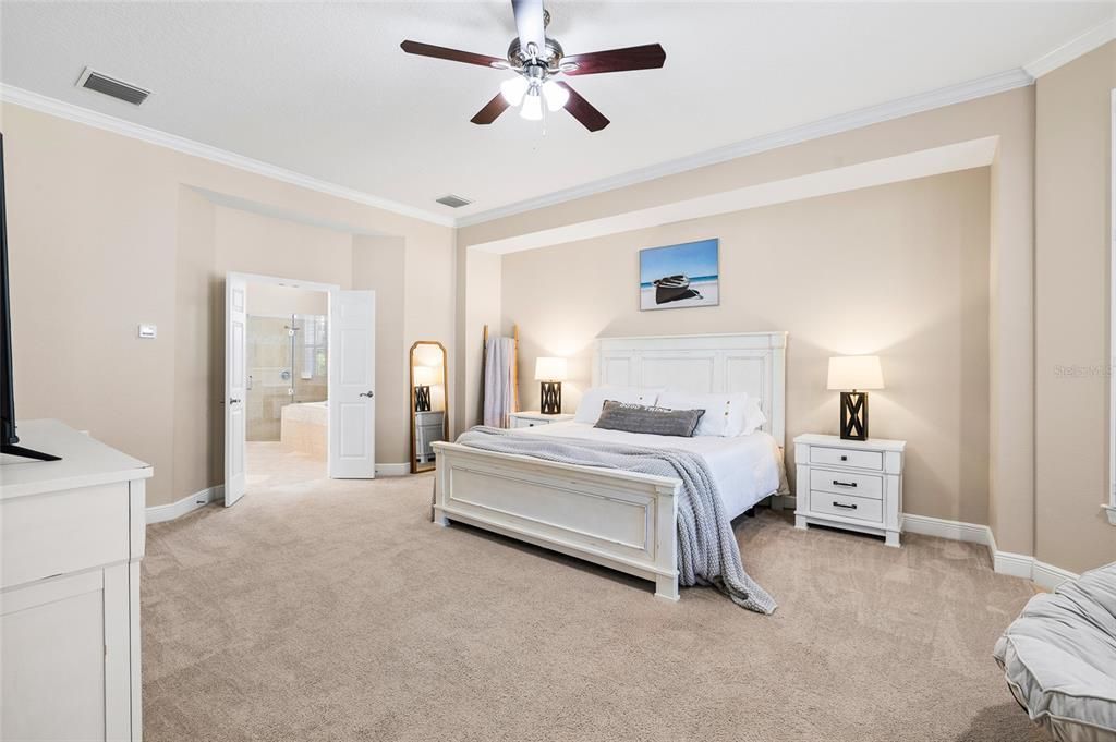 Active With Contract: $1,050,000 (4 beds, 4 baths, 4266 Square Feet)