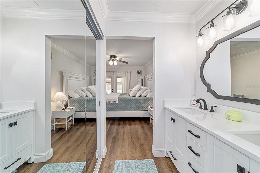 Active With Contract: $309,900 (2 beds, 2 baths, 1507 Square Feet)