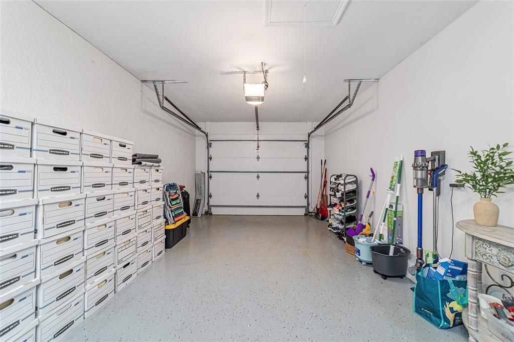 Active With Contract: $309,900 (2 beds, 2 baths, 1507 Square Feet)