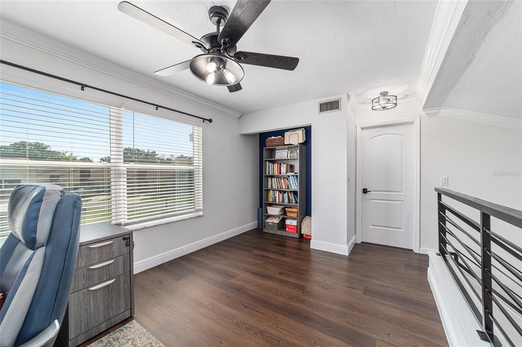 Active With Contract: $309,900 (2 beds, 2 baths, 1507 Square Feet)