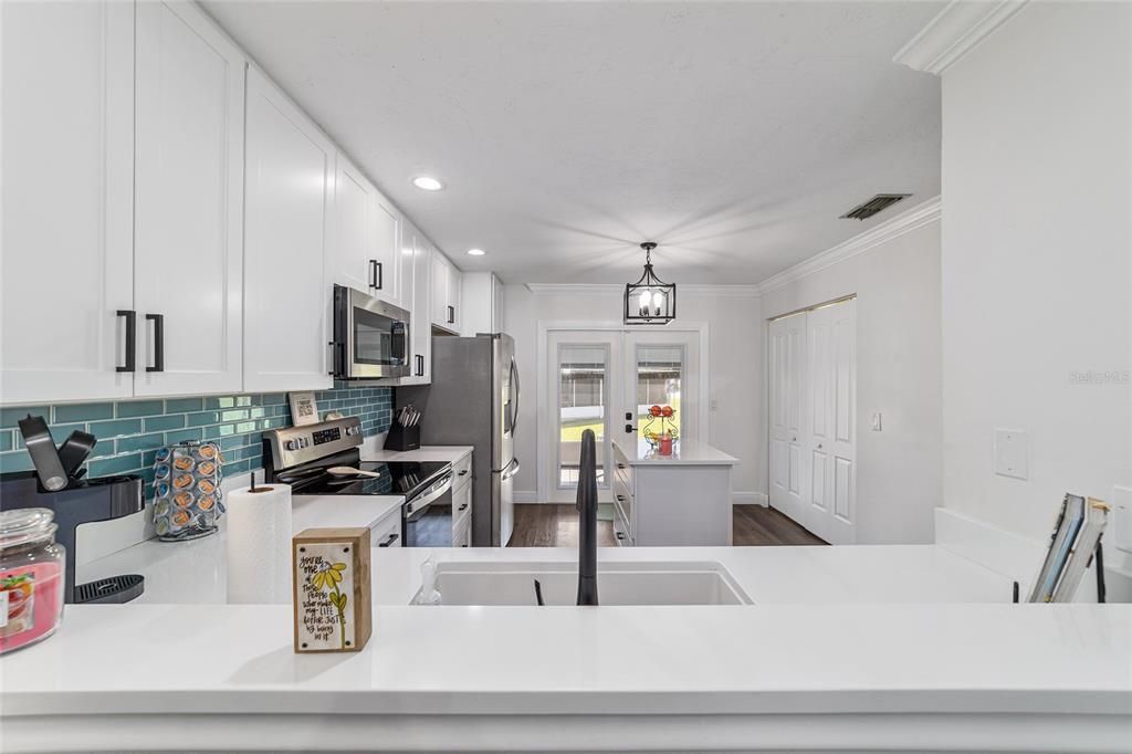 Active With Contract: $309,900 (2 beds, 2 baths, 1507 Square Feet)