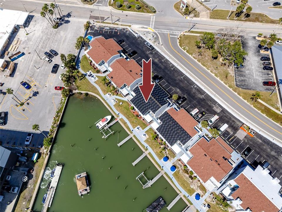 For Sale: $355,000 (1 beds, 1 baths, 430 Square Feet)