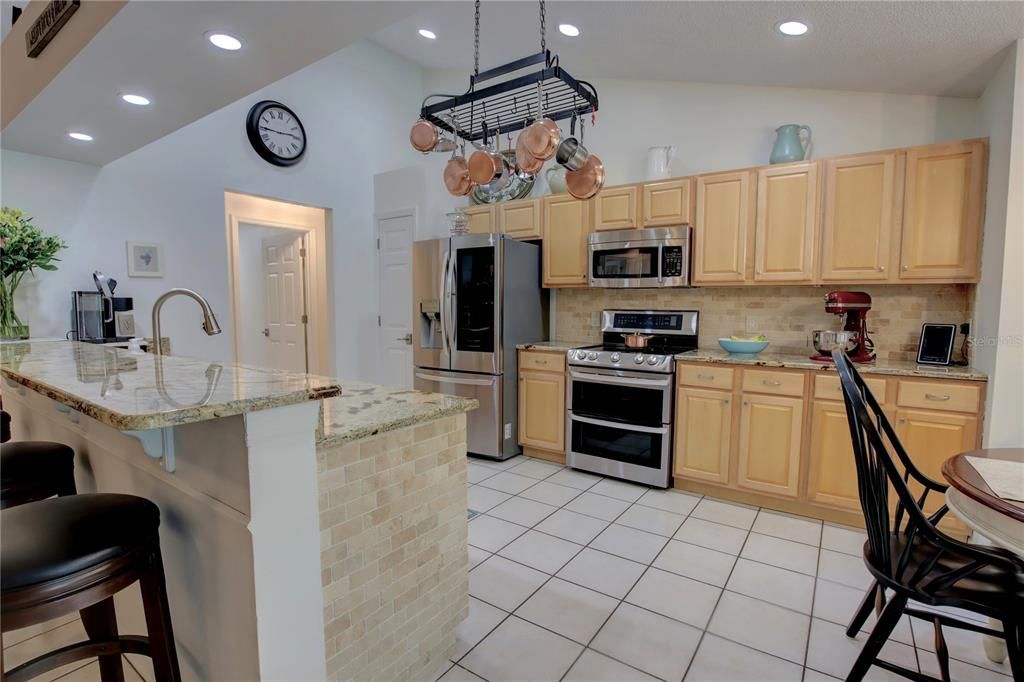 Active With Contract: $563,000 (4 beds, 2 baths, 2022 Square Feet)