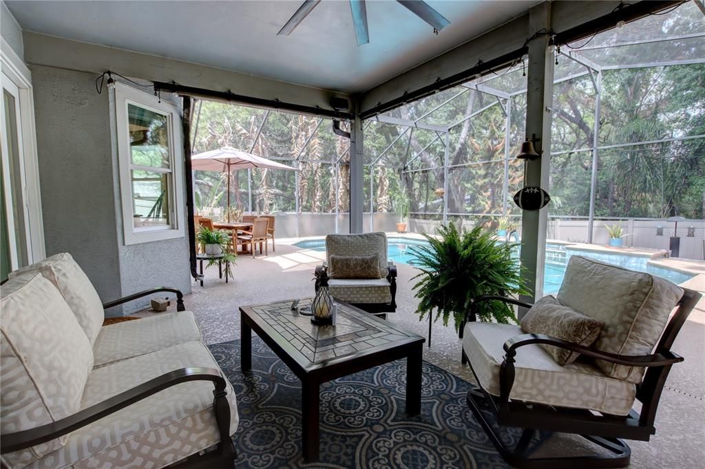 Active With Contract: $563,000 (4 beds, 2 baths, 2022 Square Feet)
