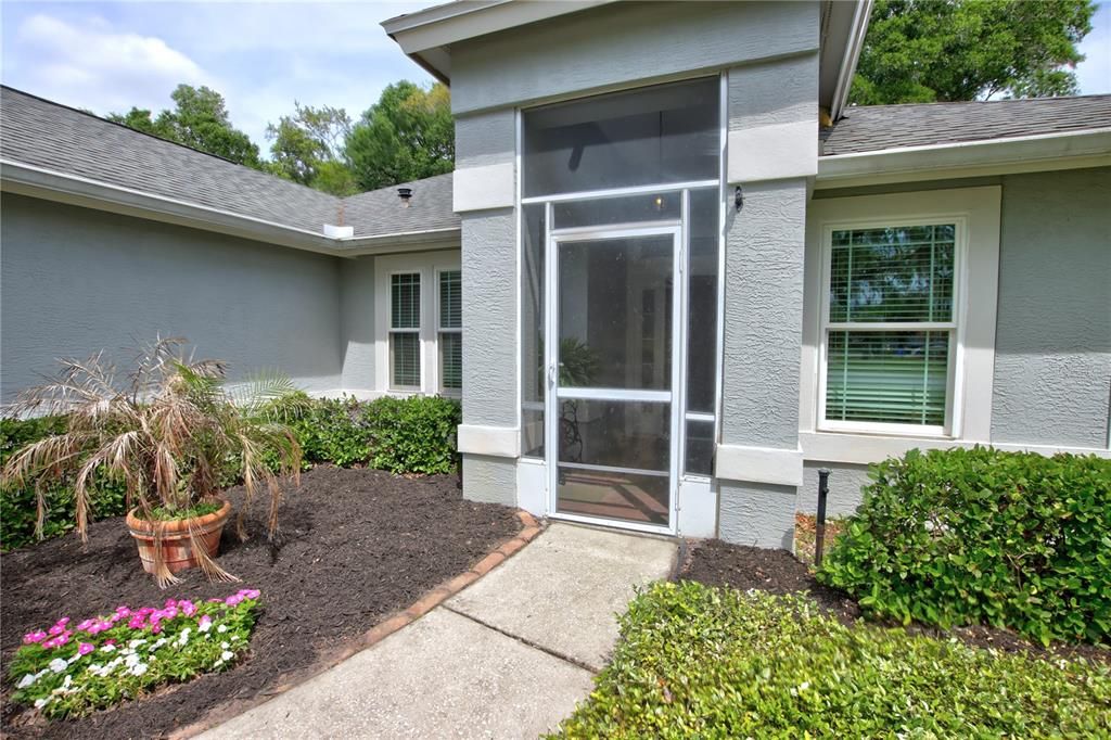 Active With Contract: $563,000 (4 beds, 2 baths, 2022 Square Feet)