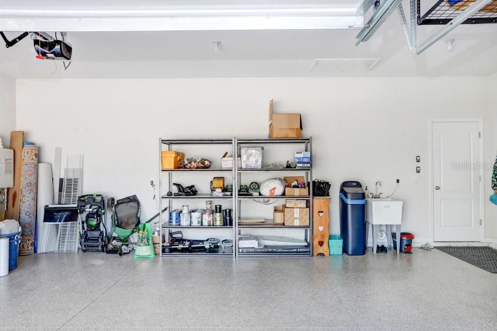 Active With Contract: $650,000 (4 beds, 3 baths, 2568 Square Feet)