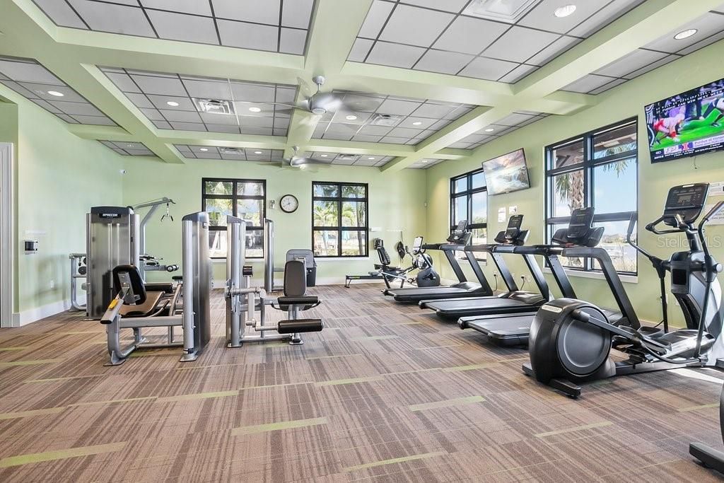 Active With Contract: $650,000 (4 beds, 3 baths, 2568 Square Feet)