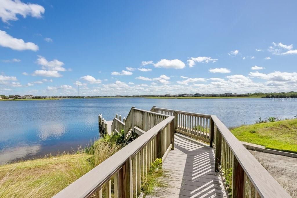 Active With Contract: $650,000 (4 beds, 3 baths, 2568 Square Feet)