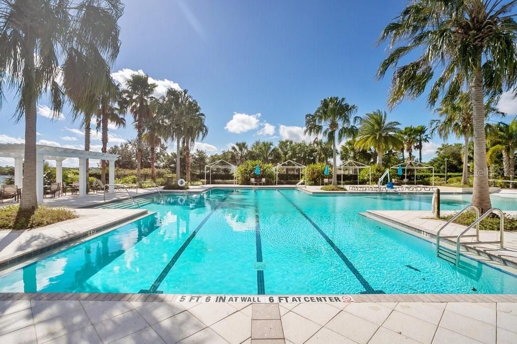 Active With Contract: $650,000 (4 beds, 3 baths, 2568 Square Feet)