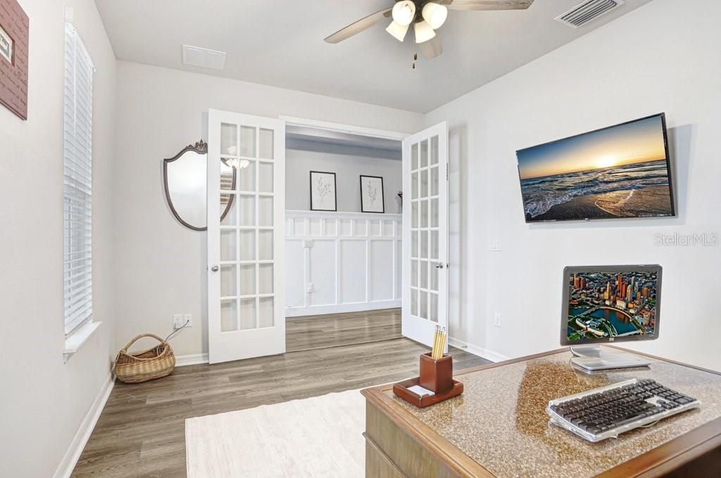 Active With Contract: $650,000 (4 beds, 3 baths, 2568 Square Feet)