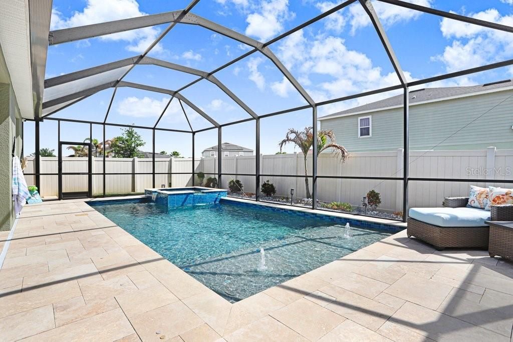 Active With Contract: $650,000 (4 beds, 3 baths, 2568 Square Feet)