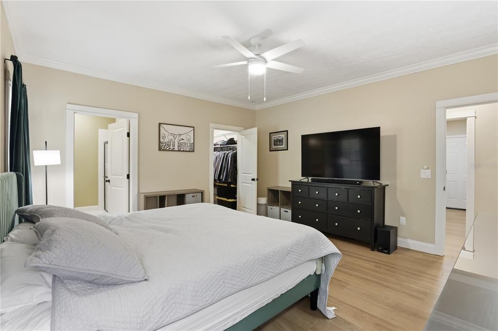 Active With Contract: $600,000 (4 beds, 3 baths, 1800 Square Feet)