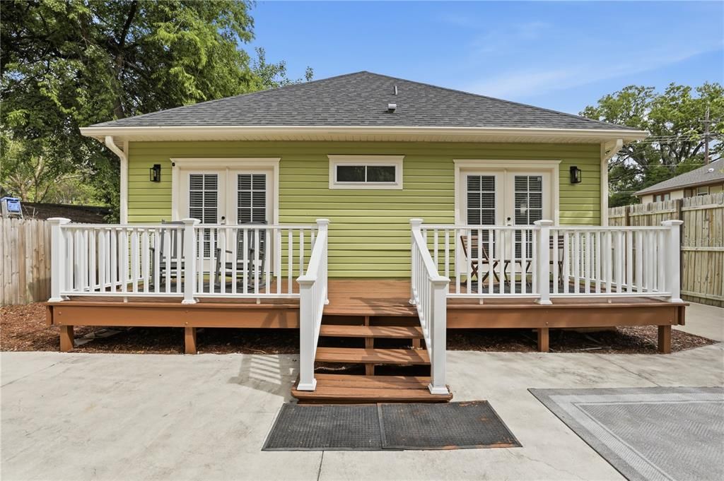 Active With Contract: $600,000 (4 beds, 3 baths, 1800 Square Feet)