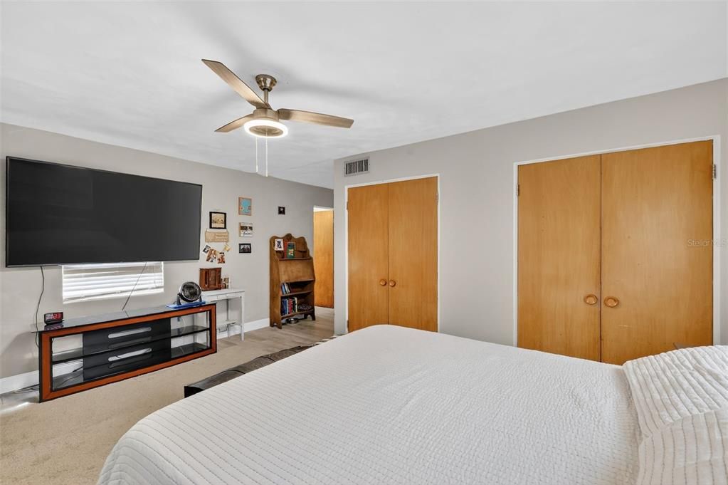 For Sale: $299,000 (3 beds, 2 baths, 1596 Square Feet)