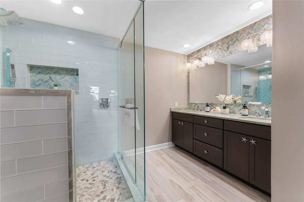 Active With Contract: $749,900 (3 beds, 2 baths, 2227 Square Feet)