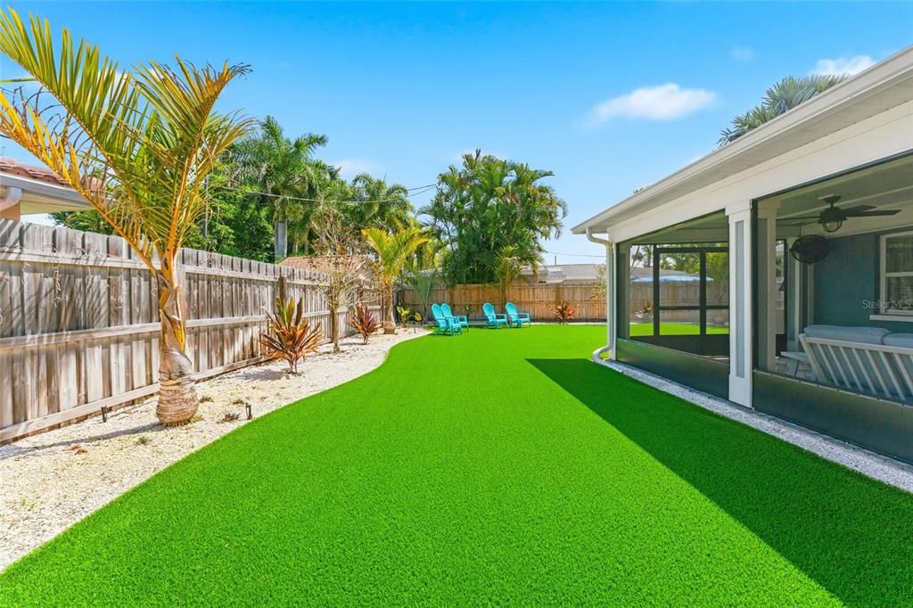 Active With Contract: $749,900 (3 beds, 2 baths, 2227 Square Feet)