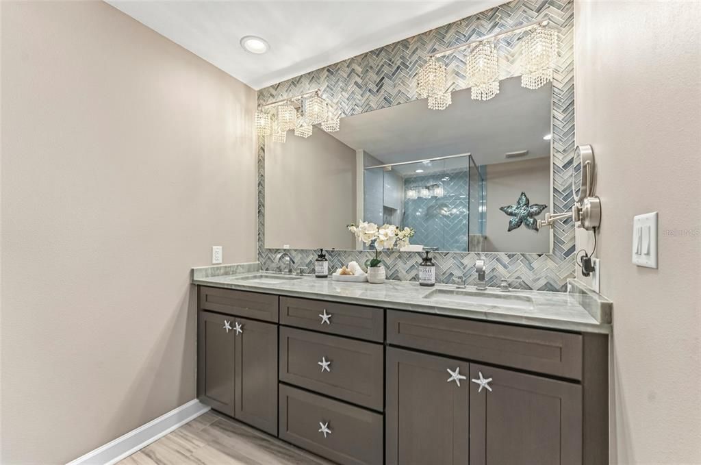 Active With Contract: $749,900 (3 beds, 2 baths, 2227 Square Feet)