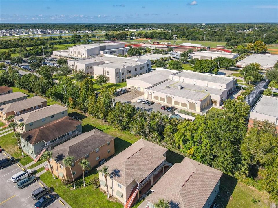 В аренду: $1,350 (2 спален, 1 ванн, 784 Квадратных фут)
