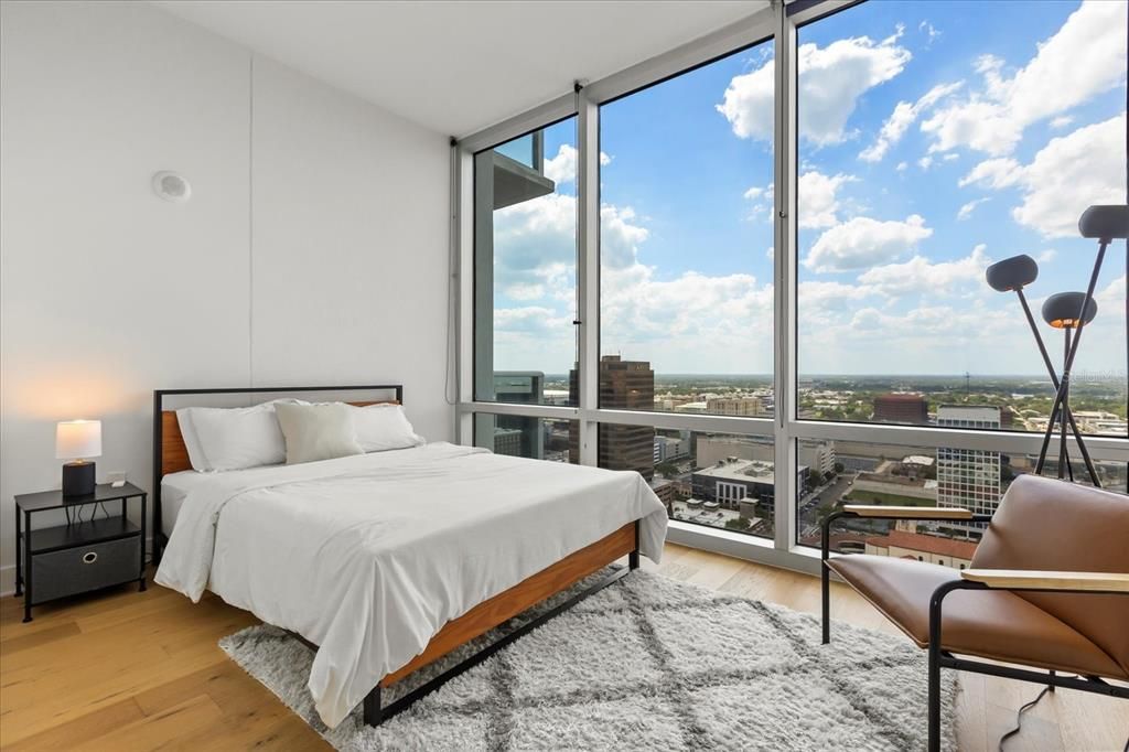 Active With Contract: $474,900 (2 beds, 2 baths, 1268 Square Feet)