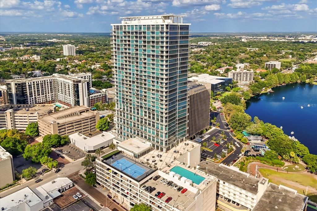 Active With Contract: $474,900 (2 beds, 2 baths, 1268 Square Feet)