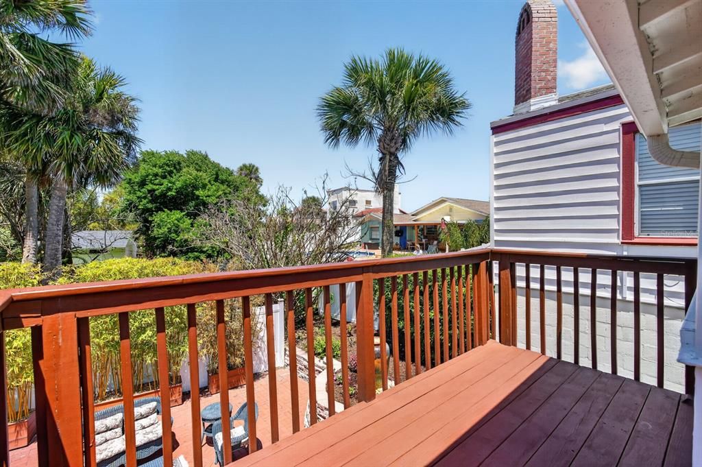 For Sale: $649,000 (6 beds, 4 baths, 3116 Square Feet)