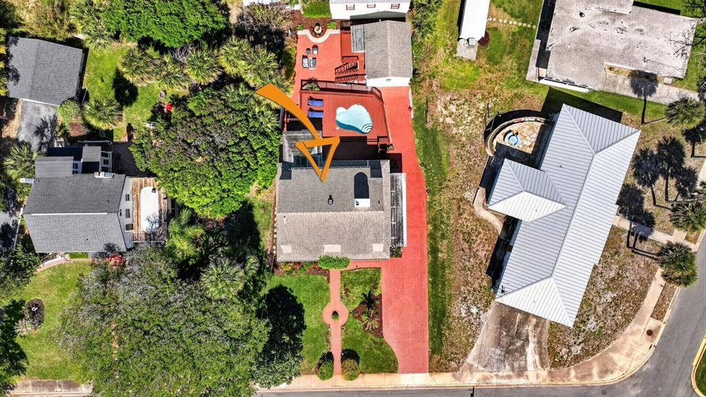 For Sale: $649,000 (6 beds, 4 baths, 3116 Square Feet)