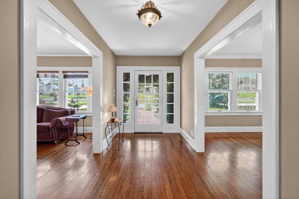 For Sale: $649,000 (6 beds, 4 baths, 3116 Square Feet)
