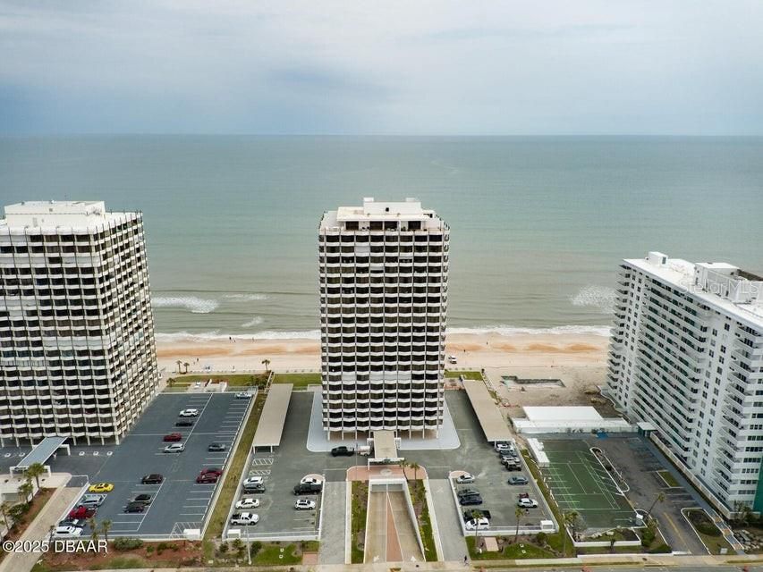 На продажу: $615,000 (2 спален, 2 ванн, 1350 Квадратных фут)