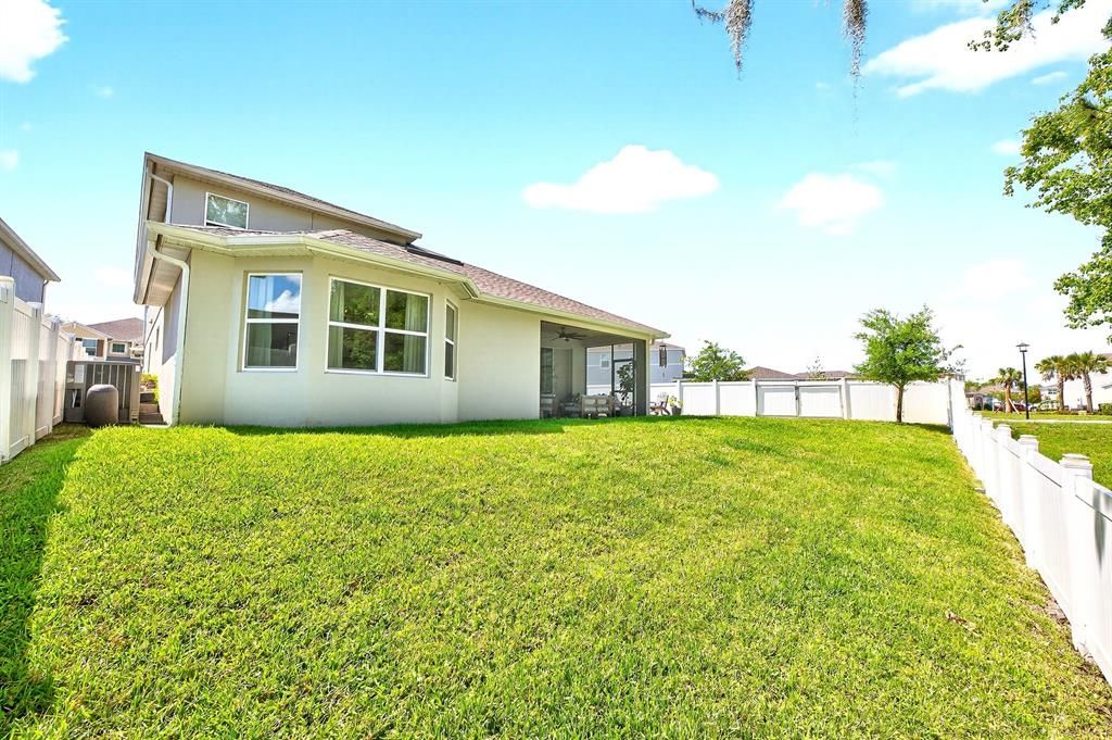 En Venta: $569,000 (5 camas, 3 baños, 3191 Pies cuadrados)