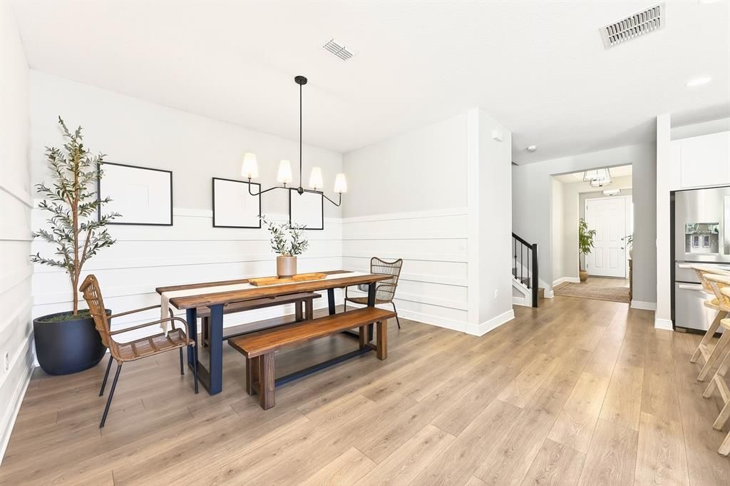 En Venta: $569,000 (5 camas, 3 baños, 3191 Pies cuadrados)