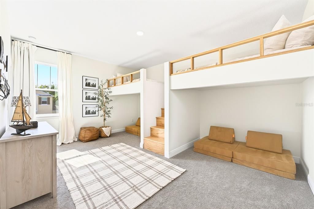 En Venta: $569,000 (5 camas, 3 baños, 3191 Pies cuadrados)
