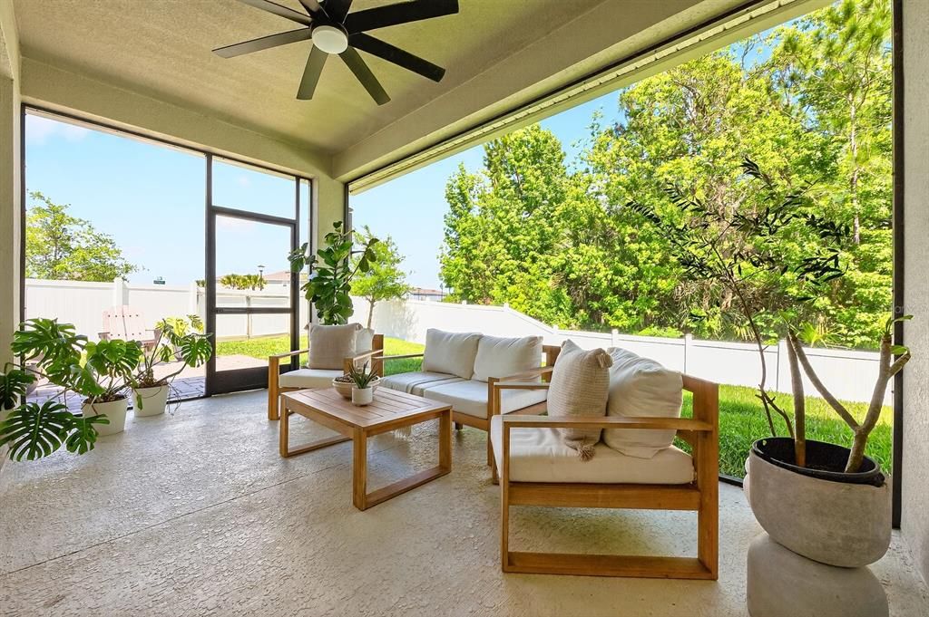 En Venta: $569,000 (5 camas, 3 baños, 3191 Pies cuadrados)