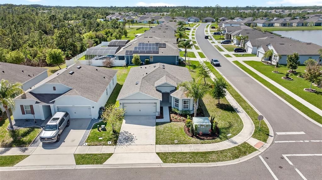 Active With Contract: $349,900 (3 beds, 2 baths, 1774 Square Feet)