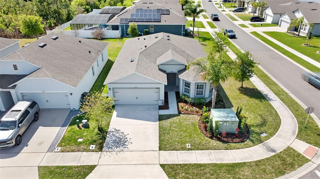 Active With Contract: $349,900 (3 beds, 2 baths, 1774 Square Feet)