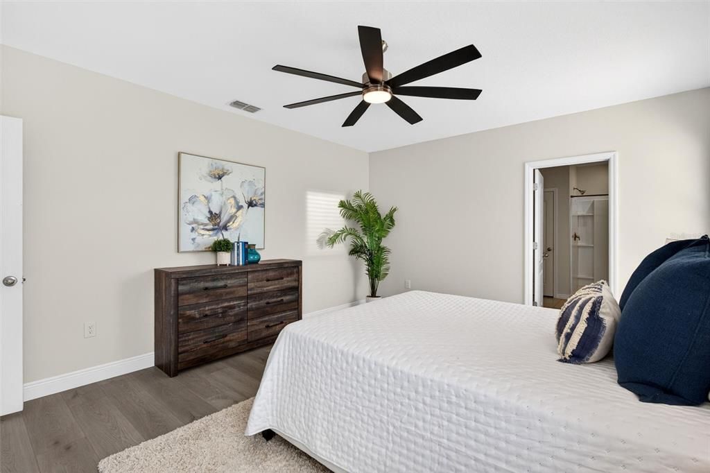 Active With Contract: $349,900 (3 beds, 2 baths, 1774 Square Feet)
