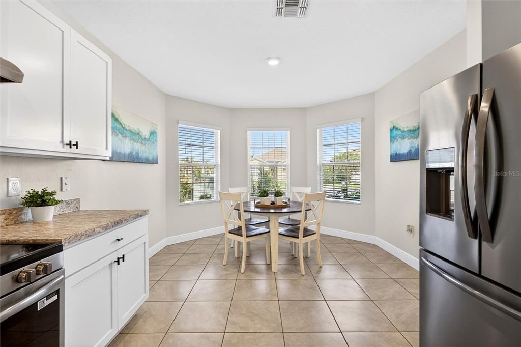 Active With Contract: $349,900 (3 beds, 2 baths, 1774 Square Feet)