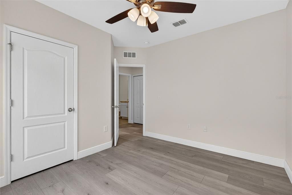 Active With Contract: $349,900 (3 beds, 2 baths, 1774 Square Feet)