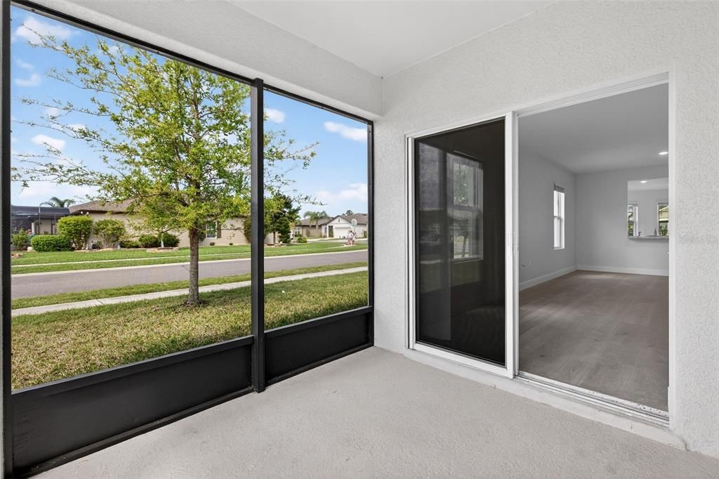 Active With Contract: $349,900 (3 beds, 2 baths, 1774 Square Feet)