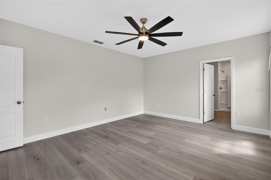 Active With Contract: $349,900 (3 beds, 2 baths, 1774 Square Feet)