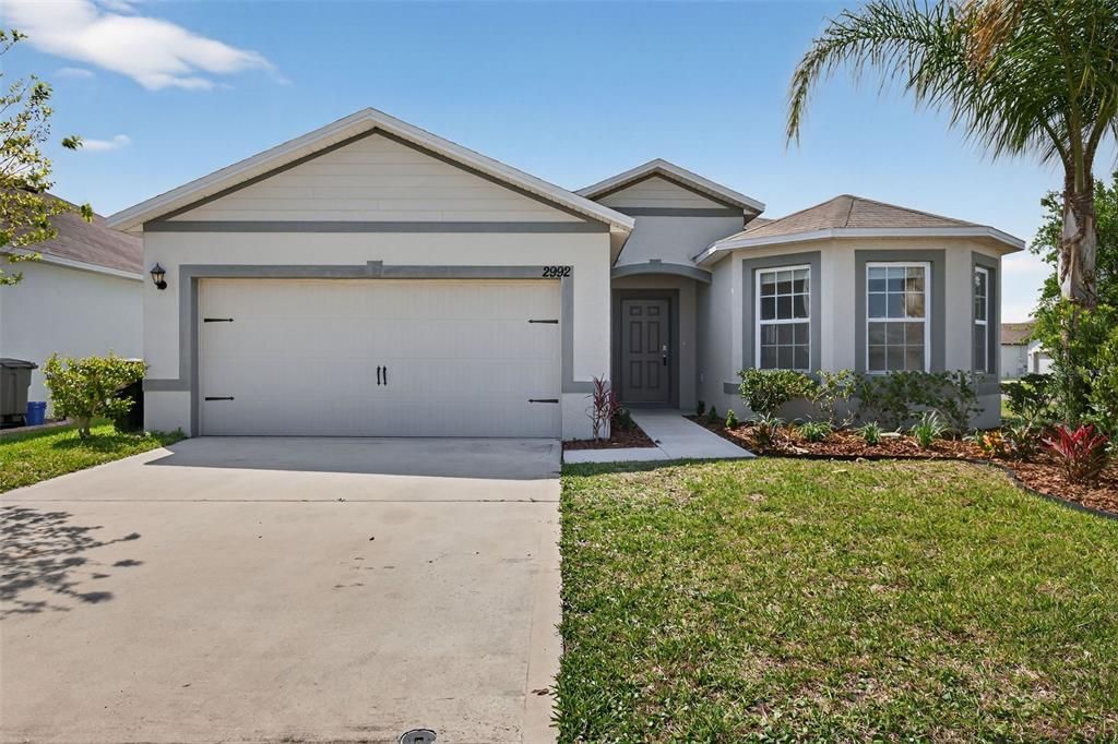 Active With Contract: $349,900 (3 beds, 2 baths, 1774 Square Feet)