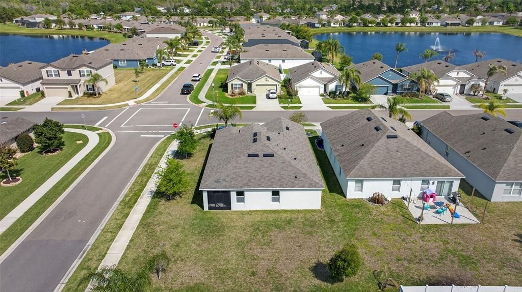 Active With Contract: $349,900 (3 beds, 2 baths, 1774 Square Feet)