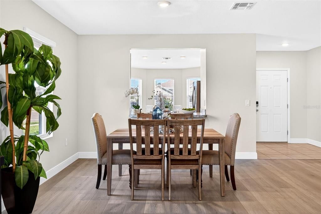 Active With Contract: $349,900 (3 beds, 2 baths, 1774 Square Feet)